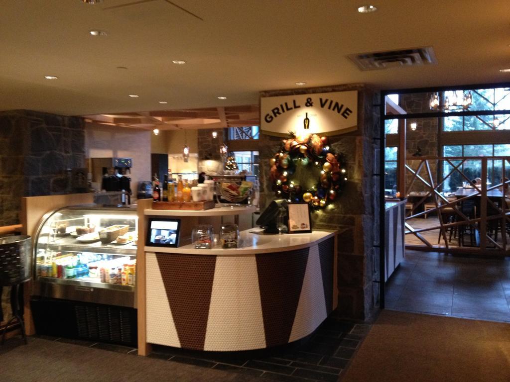 Aparthotel The Westin By Latour Whistler Exterior foto